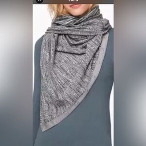 Lululemon Athletica Gray Knit Scarf Wrap